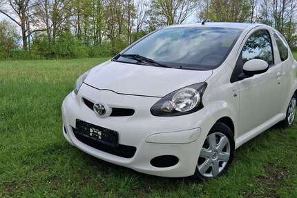 Toyota Aygo 161.400 km 2.250 &euro; Reichenberg, M 97234