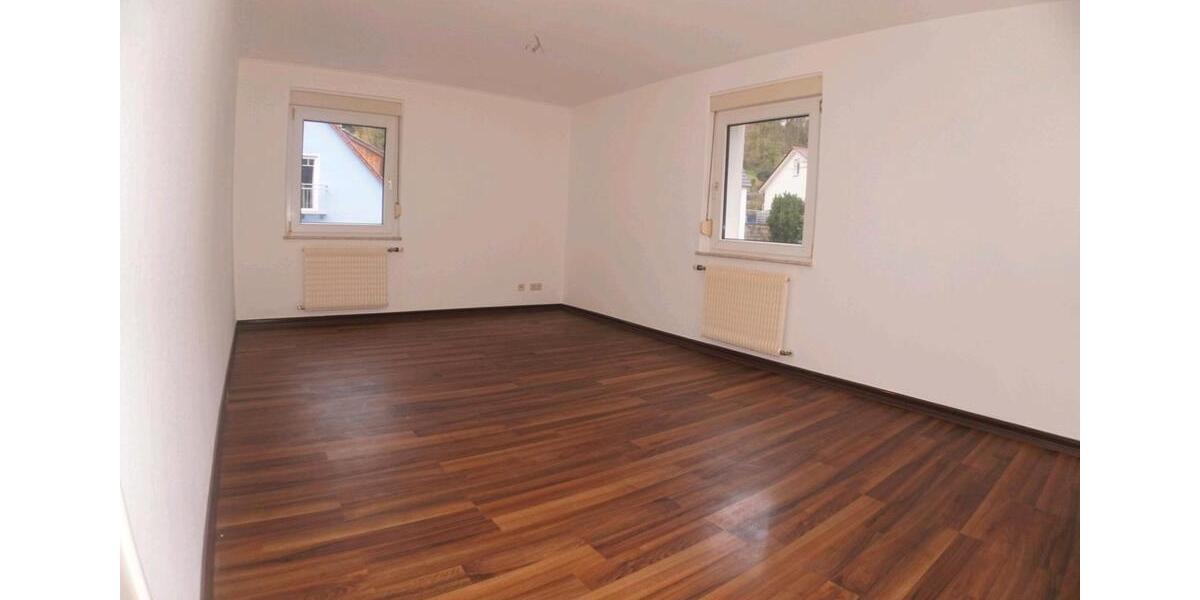 Etagenwohnung Ochsenfurt - 3 Zimmer, 68 m&sup2;, 510&euro; | Angebot:26193738