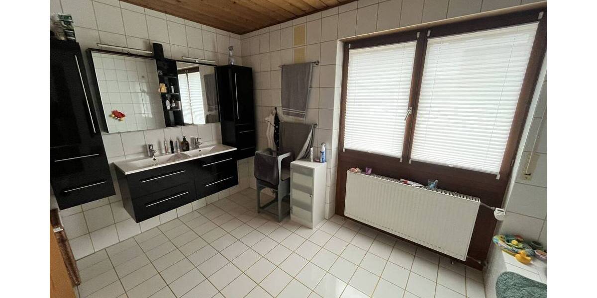 Reihenmittelhaus Tauberbischofsheim - 5 Zimmer, 138 m&sup2;, 320.000&euro; | Angebot:26436532