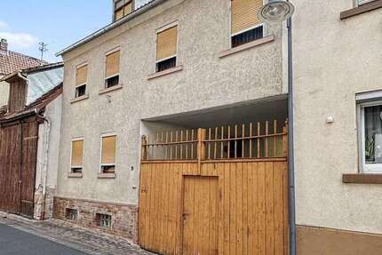 Haus Karlstadt am Main - 3 Zimmer, 120 m&sup2;, 89.000&euro; | Angebot:27521994