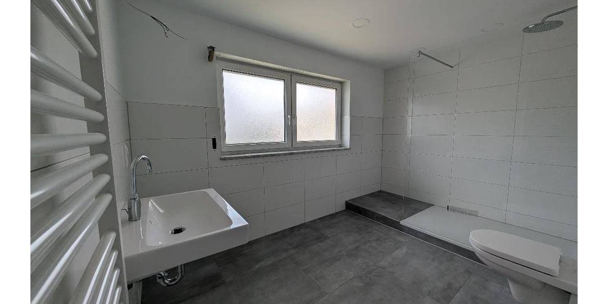 Etagenwohnung Marktbreit - 3 Zimmer, 90 m&sup2;, 900&euro; | Angebot:26910398