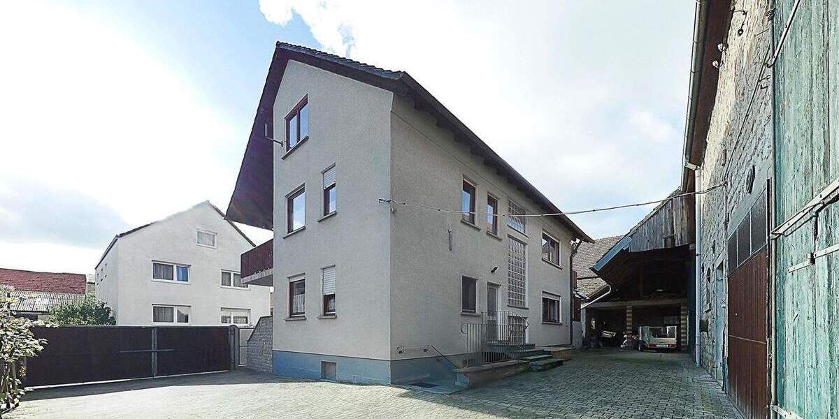Einfamilienhaus Volkach Eichfeld - 1 Zimmer, 192 m&sup2;, 290.000&euro; | Angebot:25743799