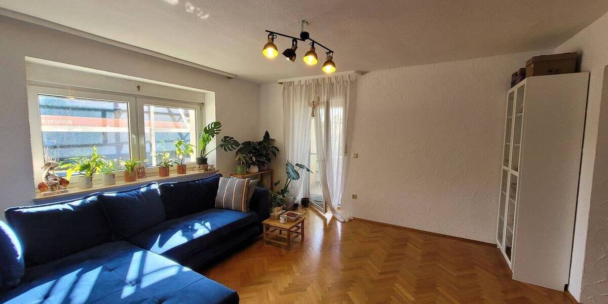 Etagenwohnung Bütthard Gützingen - 3 Zimmer, 100 m&sup2;, 690&euro; | Angebot:26290164