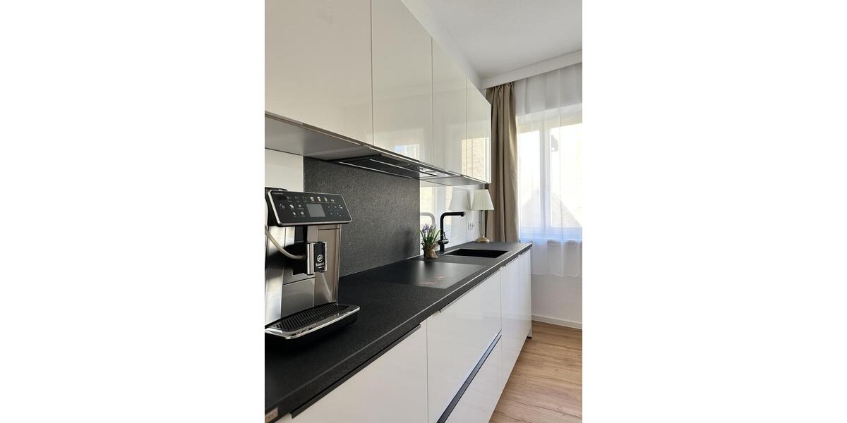 Etagenwohnung Würzburg - 2.5 Zimmer, 72 m&sup2;, 1.390&euro; | Angebot:26495596