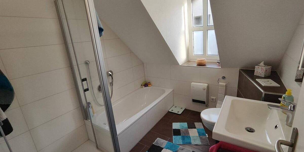 Etagenwohnung Tauberbischofsheim - 3 Zimmer, 83 m&sup2;, 210.000&euro; | Angebot:25802704