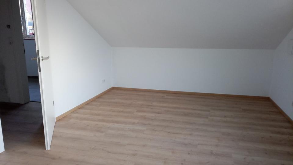 Dachwohnung auf Zeit 3 zimmer