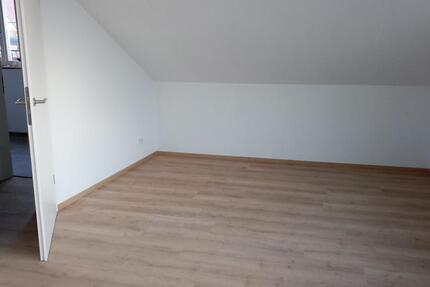 Wohnung Würzburg Frauenland - 3 Zimmer, 90 m&sup2;, 1.200&euro; | Angebot:24455498