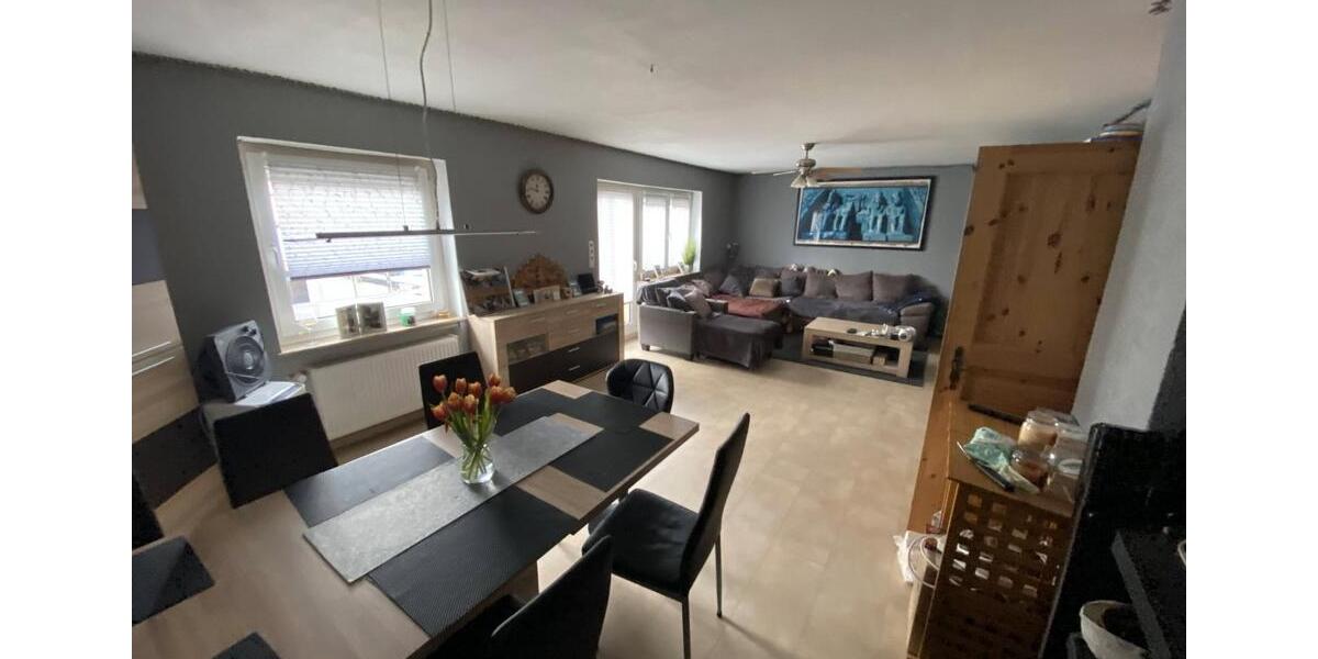 Mehrfamilienhaus, Wohnhaus Albertshofen - 10 Zimmer, 236 m&sup2;, 595.000&euro; | Angebot:26385831
