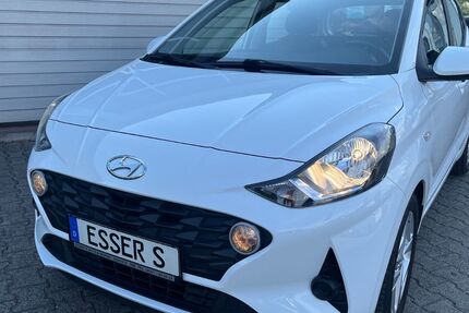 Hyundai i10 32.120 km 13.800 &euro; Tauberbischofsheim 97941