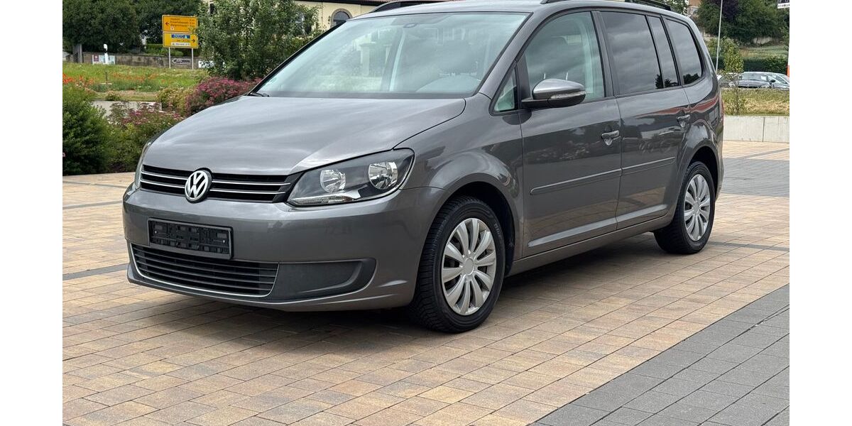 VW Touran 192.000 km 3.880 &euro; Werneck 97440