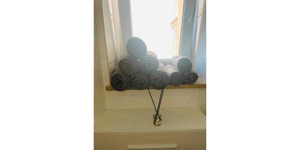 Etagenwohnung Würzburg Heuchelhof - 3 Zimmer, 100 m&sup2;, 30&euro; | Angebot:25641023