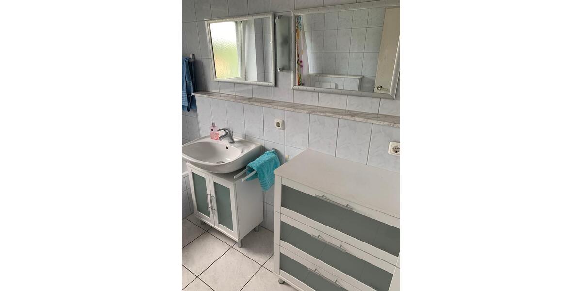 Dachgeschoßwohnung Arnstein - 3 Zimmer, 72 m&sup2;, 550&euro; | Angebot:26063242