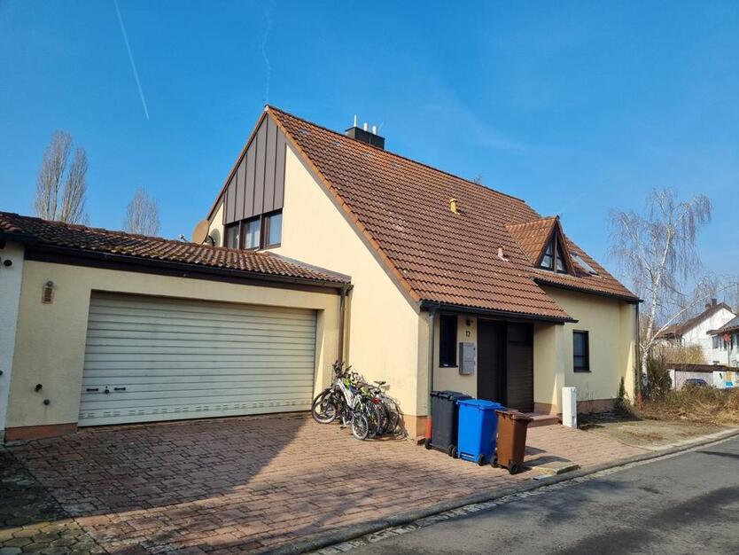 Barrierefreie 3,5 Zimmer Eigentumswohnung mit eigenem Garten zimmer