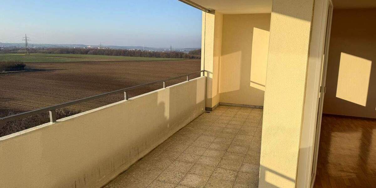 Etagenwohnung Rottendorf - 3 Zimmer, 96 m&sup2;, 940&euro; | Angebot:26362607