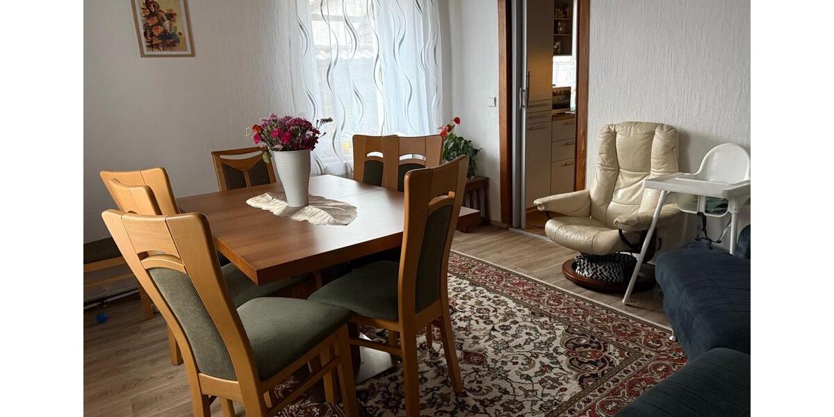 Einfamilienhaus Neubrunn - 6 Zimmer, 120 m&sup2;, 195.000&euro; | Angebot:26614656
