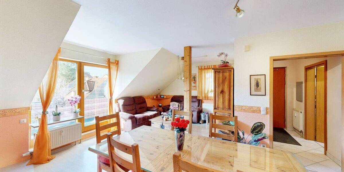 Etagenwohnung Margetshöchheim - 4 Zimmer, 98 m&sup2;, 349.000&euro; | Angebot:26016145