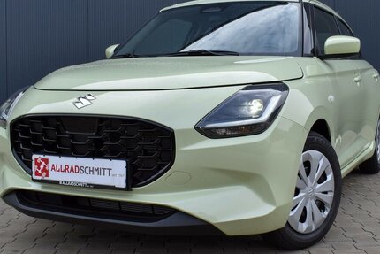 Suzuki Swift Club 1.2l M/T Dualjet Hybrid 16.600 km 15.450 &euro; Höchberg-Würzburg 97204
