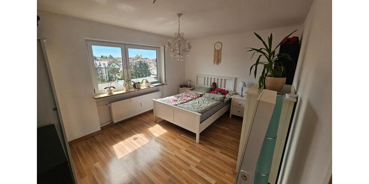 Etagenwohnung Waldbüttelbrunn - 2 Zimmer, 65 m&sup2;, 210.000&euro; | Angebot:26566899