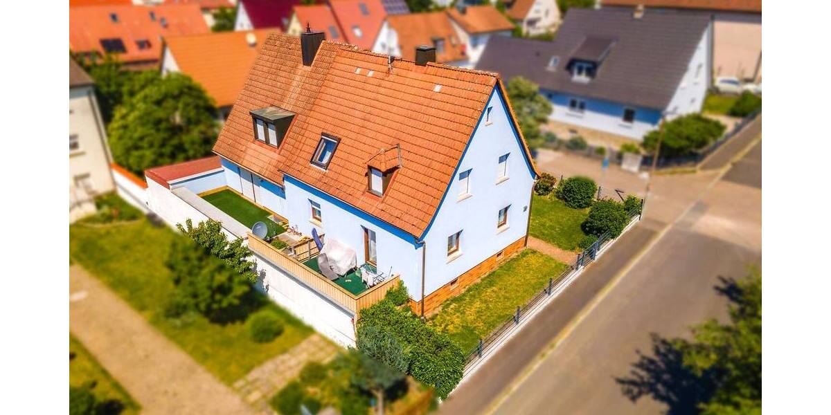 Einfamilienhaus Waldbüttelbrunn - 8 Zimmer, 189 m&sup2;, 509.000&euro; | Angebot:26824791