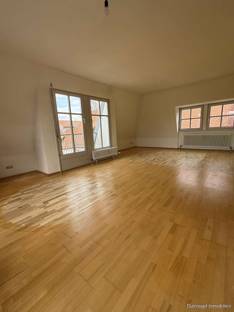 Wohnung zum Kaufen in Veitshöchheim 297.000 € 91 m²