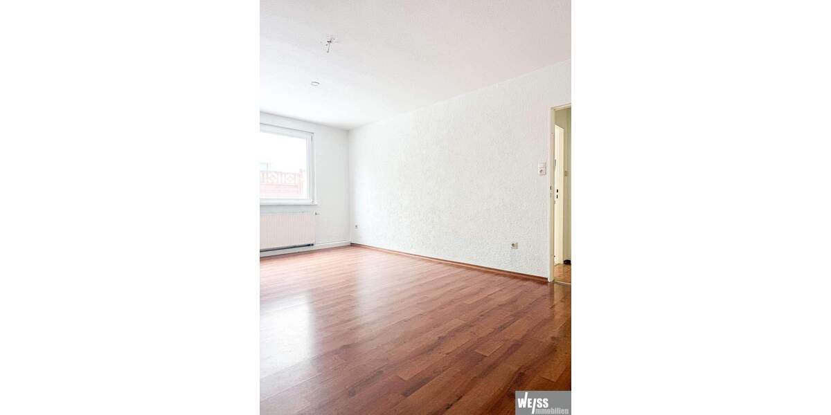 Etagenwohnung Ochsenfurt - 2 Zimmer, 79 m&sup2;, 650&euro; | Angebot:25703497