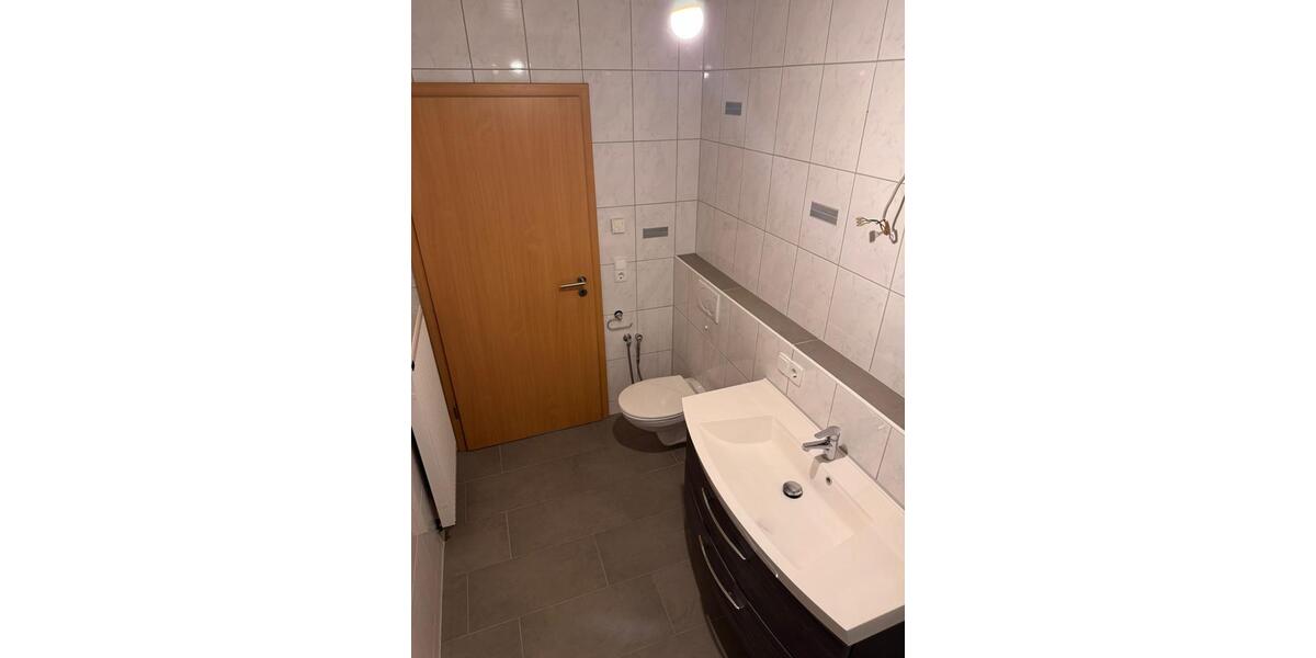 Erdgeschoßwohnung Tauberbischofsheim - 3 Zimmer, 85 m&sup2;, 1.230&euro; | Angebot:26155611