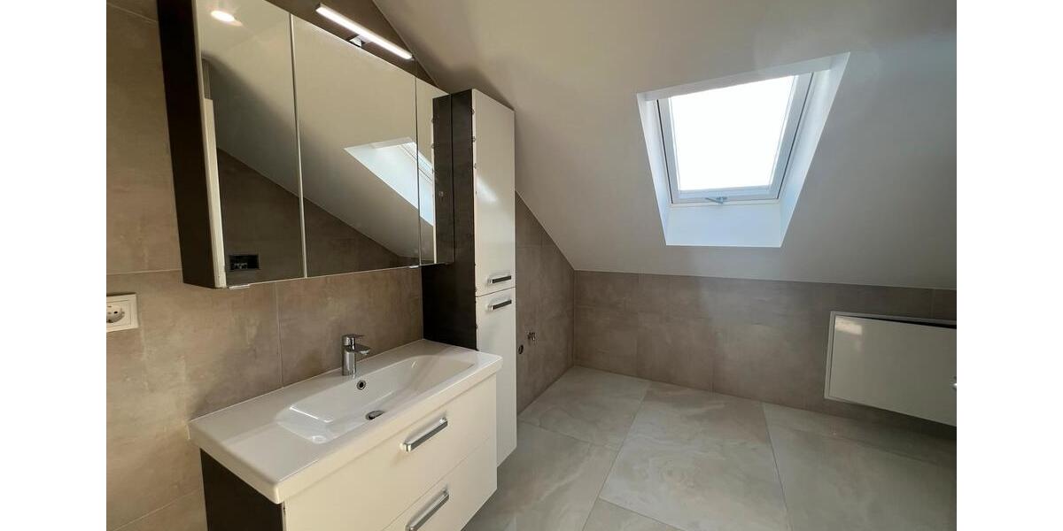 Dachgeschoßwohnung Tauberbischofsheim - 3 Zimmer, 60 m&sup2;, 780&euro; | Angebot:25394840