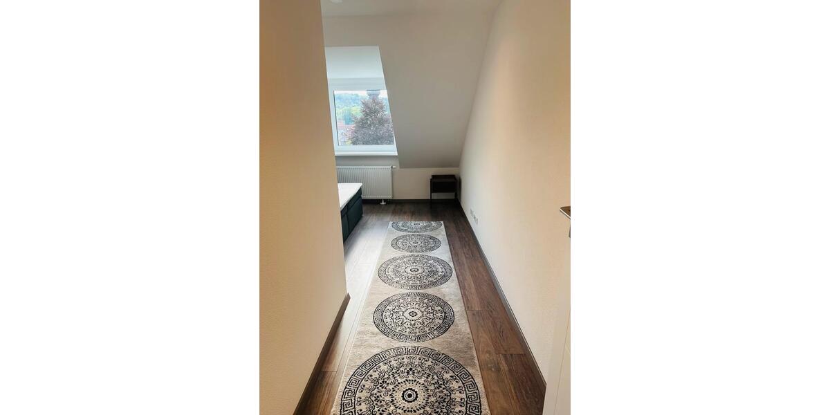 Dachgeschoßwohnung Marktheidenfeld - 3 Zimmer, 85 m&sup2;, 1.690&euro; | Angebot:26594895