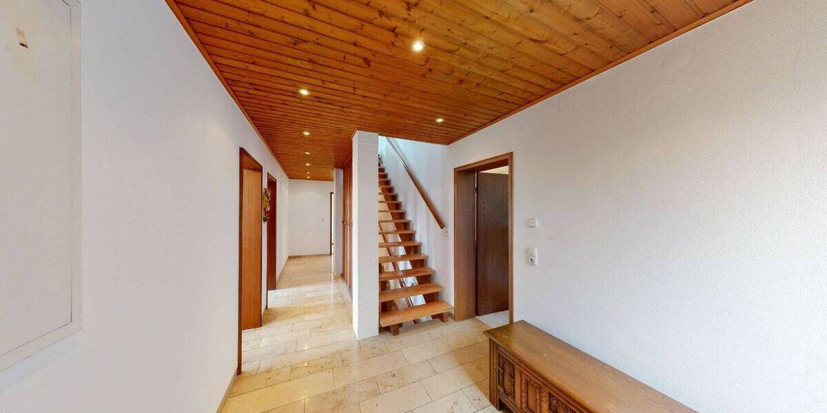 Einfamilienhaus Würzburg Lengfeld - 8 Zimmer, 182 m&sup2;, 620.000&euro; | Angebot:26028398