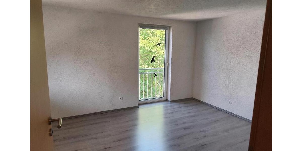 Etagenwohnung Eußenheim - 2 Zimmer, 55 m&sup2;, 500&euro; | Angebot:27545773