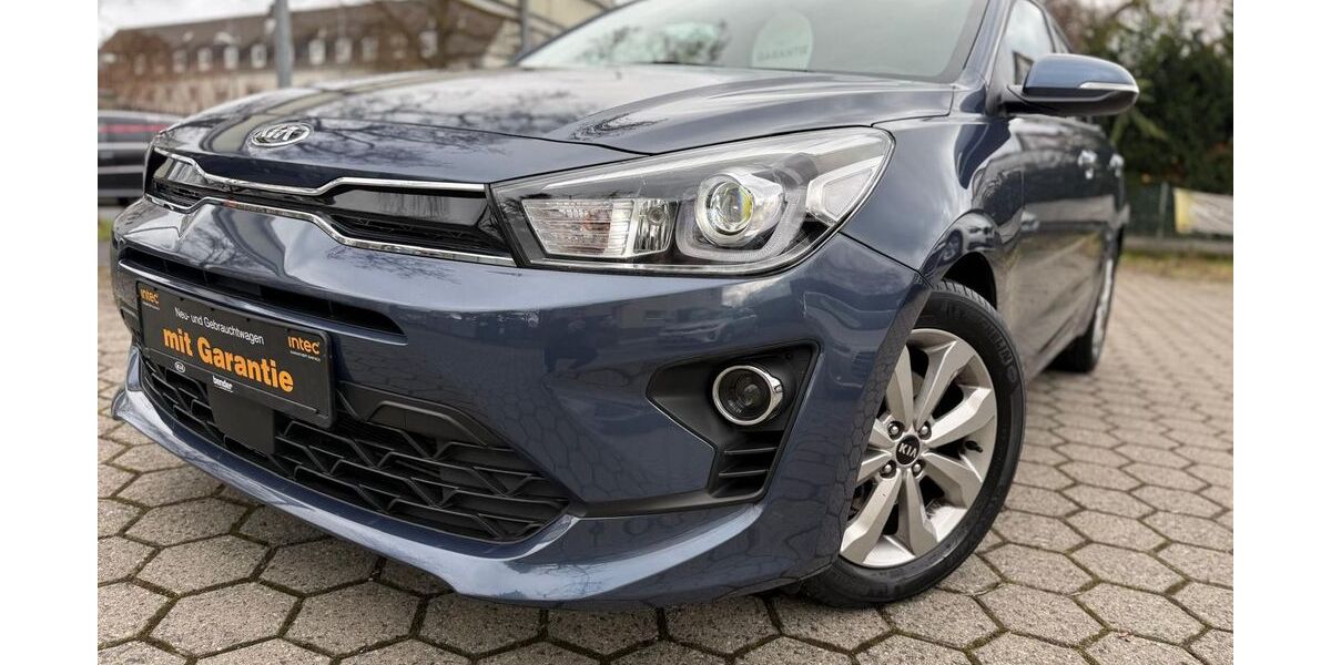 Kia Rio 60.000 km 11.491 &euro; Würzburg 97074