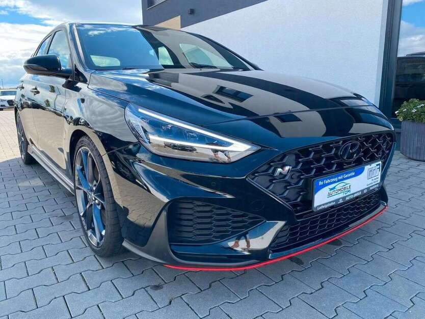 i30