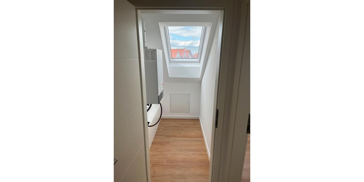 Dachgeschoßwohnung Grafenrheinfeld - 3 Zimmer, 65 m&sup2;, 650&euro; | Angebot:26686962