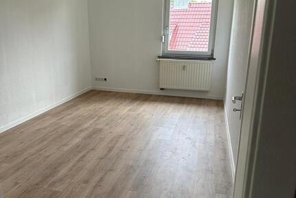 Renovierte 3-Zimmer Wohnung in guter Lage zimmer