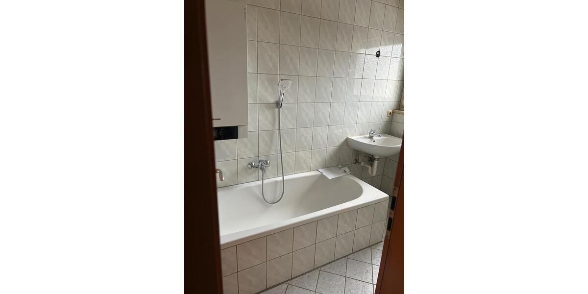 Etagenwohnung Würzburg - 3 Zimmer, 82 m&sup2;, 165.000&euro; | Angebot:27226242