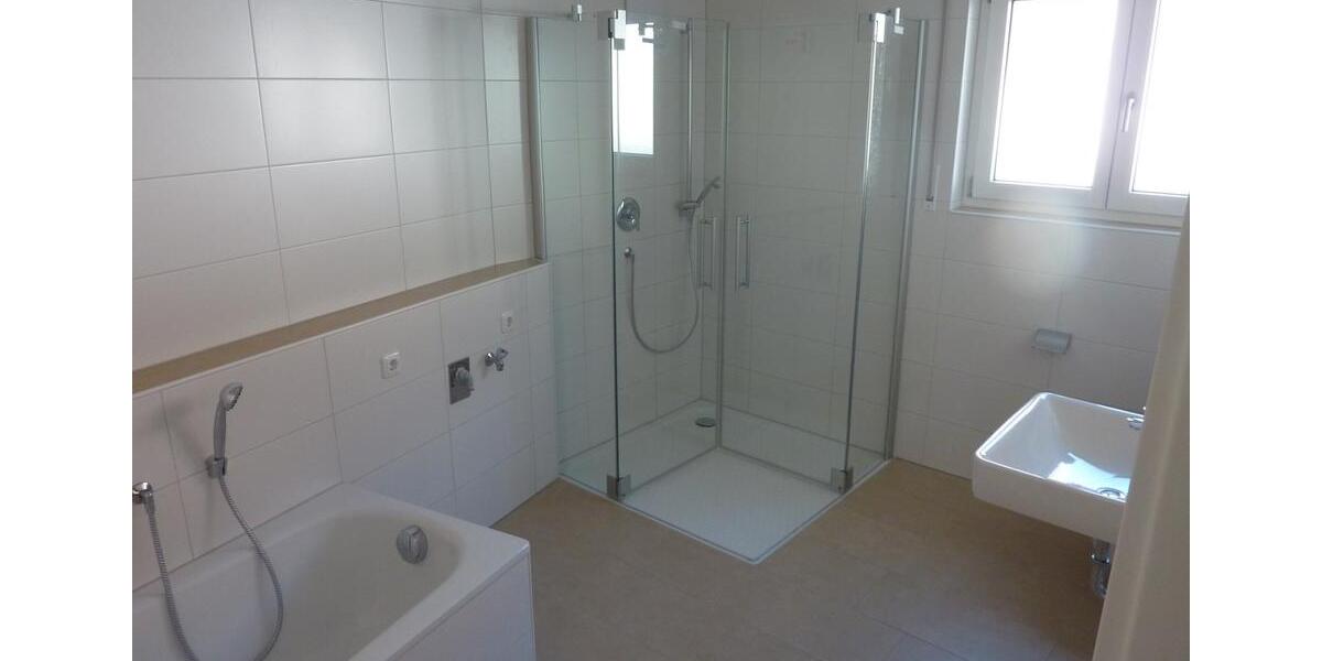 Etagenwohnung Tauberbischofsheim - 4 Zimmer, 106 m&sup2;, 950&euro; | Angebot:27587424