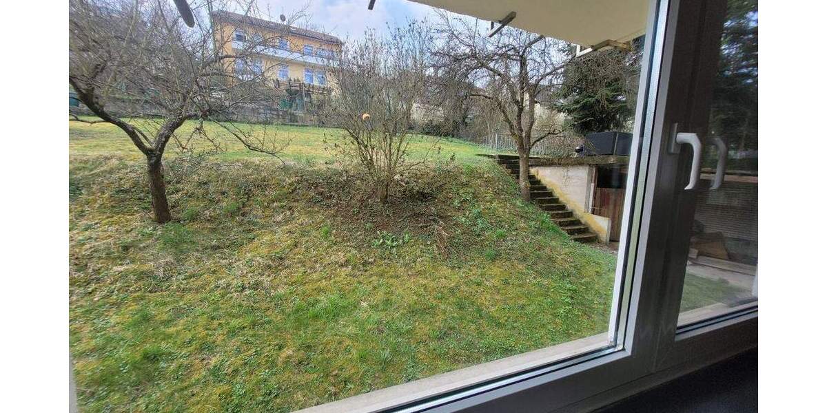 Etagenwohnung Gerbrunn - 3 Zimmer, 68 m&sup2;, 760&euro; | Angebot:26657143