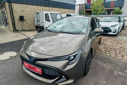 Toyota Corolla 107.500 km 17.900 &euro; Sommerach 97334