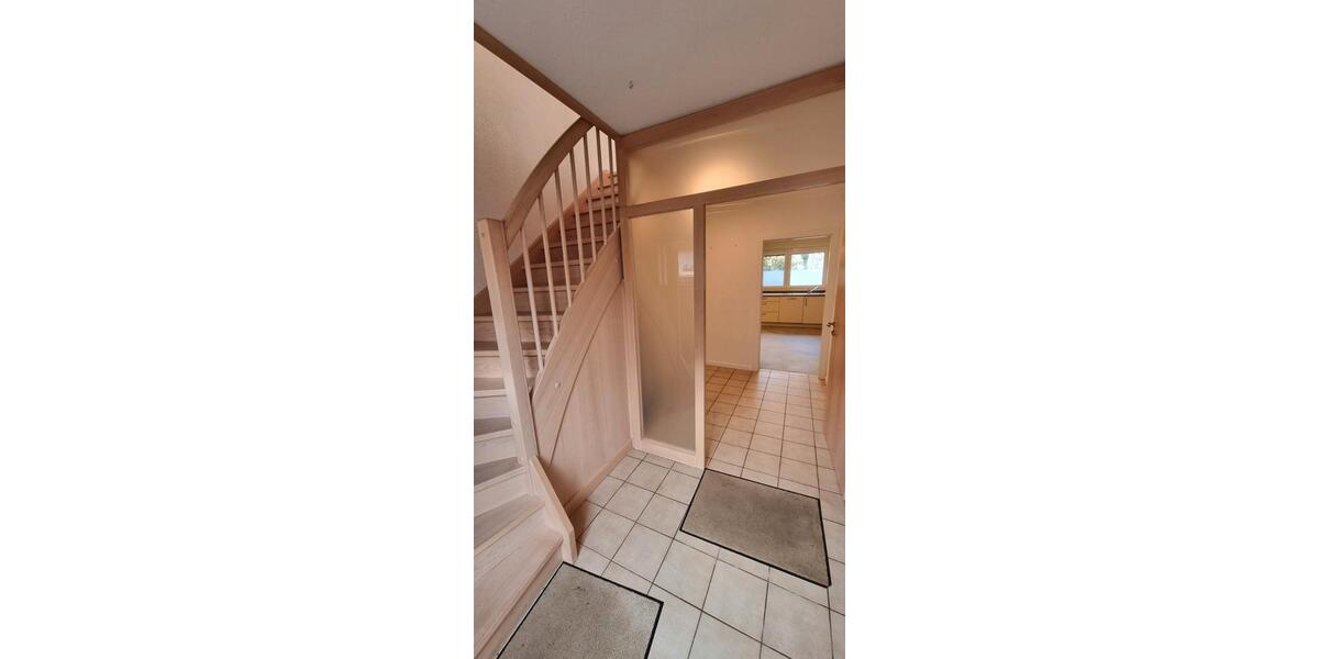 Mehrfamilienhaus, Wohnhaus Arnstein - 10 Zimmer, 260 m&sup2;, 500.000&euro; | Angebot:26609225