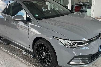 VW Golf 74.000 km 20.900 &euro; Kürnach 97273