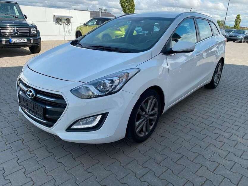 i30