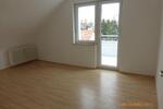 Dachgeschoßwohnung Gerbrunn - 3 Zimmer, 71 m&sup2;, 860&euro; | Angebot:26665642
