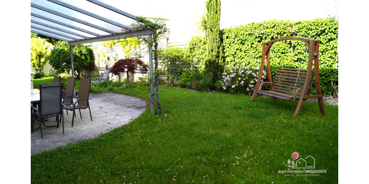 Doppelhaushälfte Kitzingen - 9 Zimmer, 200 m&sup2;, 459.000&euro; | Angebot:26804639