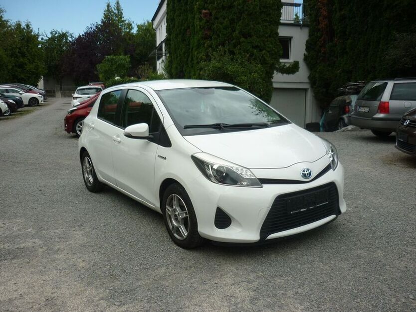 Yaris