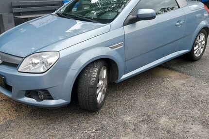 Opel Tigra 187.000 km 2.200 € Würzburg 97082