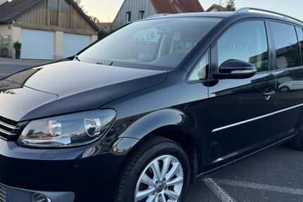 VW Touran 279.000 km 5.950 € Eußenheim 97776