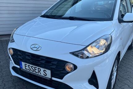Hyundai i10 32.120 km 13.800 &euro; Tauberbischofsheim 97941