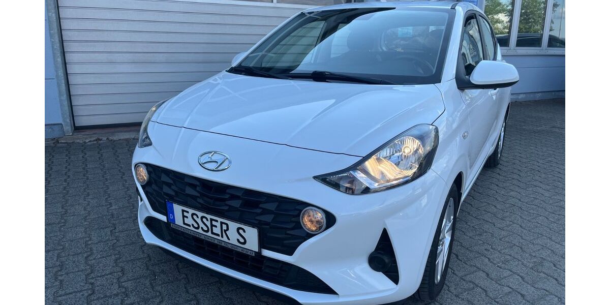 Hyundai i10 32.120 km 13.800 &euro; Tauberbischofsheim 97941