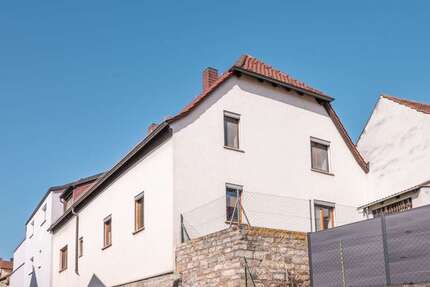 Haus Rimpar - 6 Zimmer, 187 m&sup2;, 278.000&euro; | Angebot:25902653