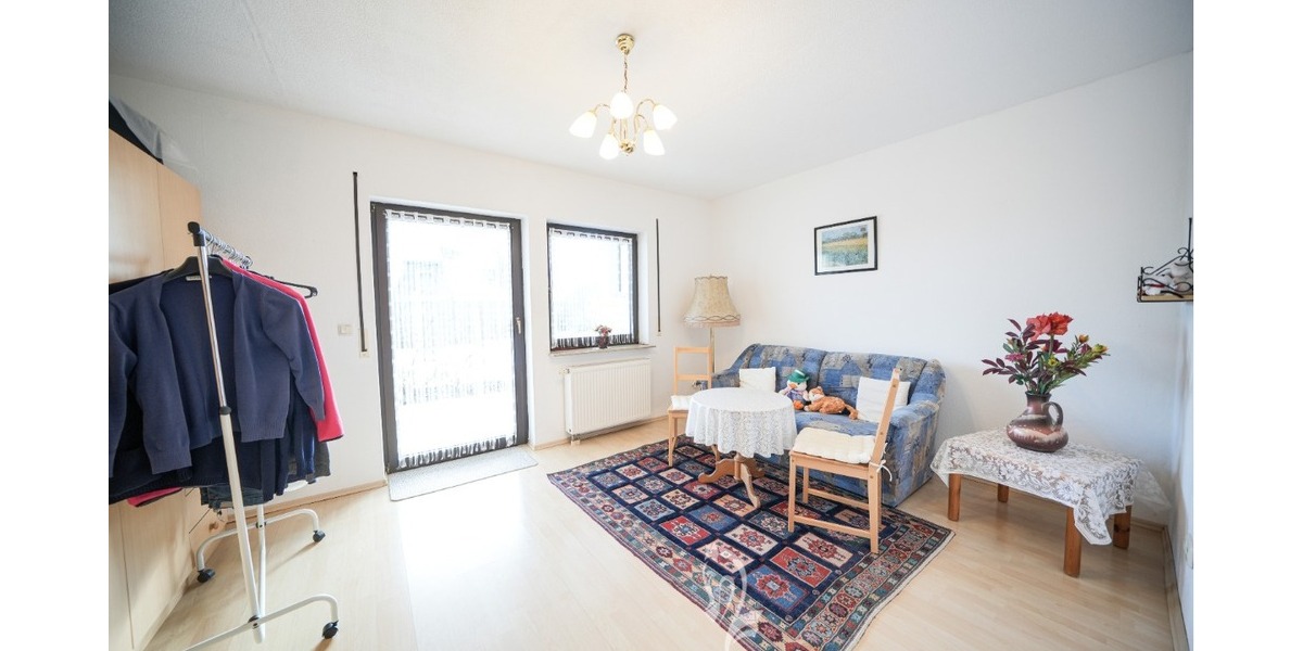 *reserviert* Wohnen mit Weitblick – schöner Bungalow mit Untergeschoss in ruhiger Feldrandlage - Bungalow Arnstein | Angebot:26200662